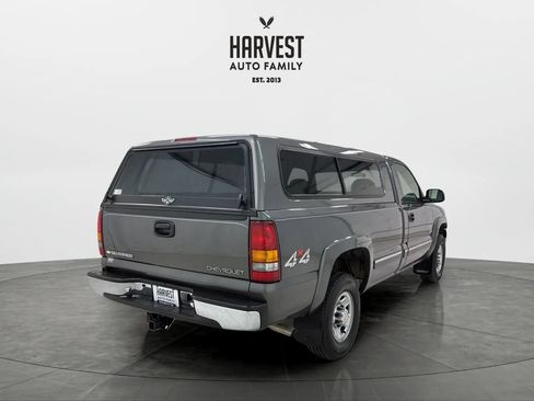 Used 1999 Chevrolet Silverado 2500 LS w/ Firm Ride Suspension Pkg AWD/4WD image 6