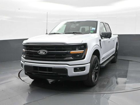 New 2025 Ford F150 XLT w/ Equipment Group 303A High image 5