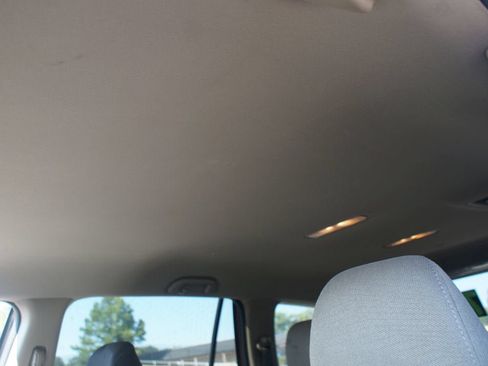 Used 2016 Honda Pilot LX image 6