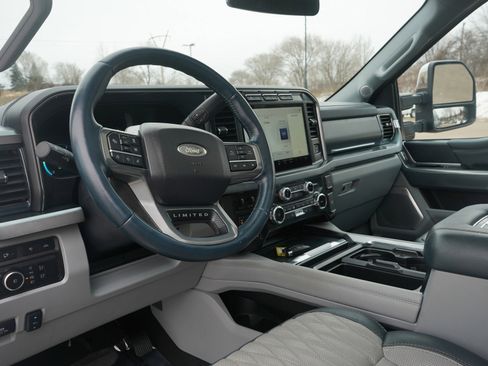 Used 2024 Ford F350 Limited w/ FX4 Off-Road Package image 26