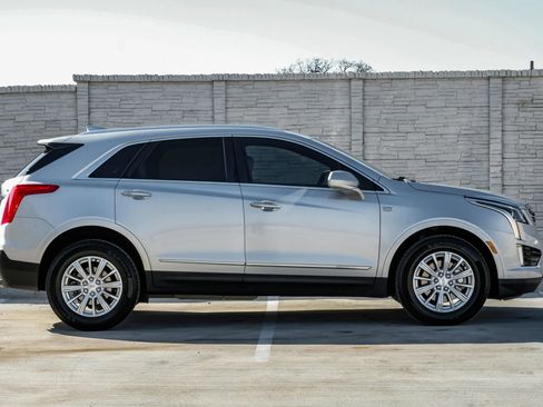 Used 2018 Cadillac XT5 FWD image 7