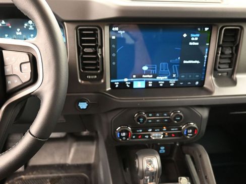 New 2025 Ford Bronco Badlands image 26