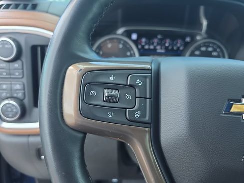 Used 2023 Chevrolet Silverado 2500 High Country w/ Z71 Off-Road Package AWD/4WD image 22
