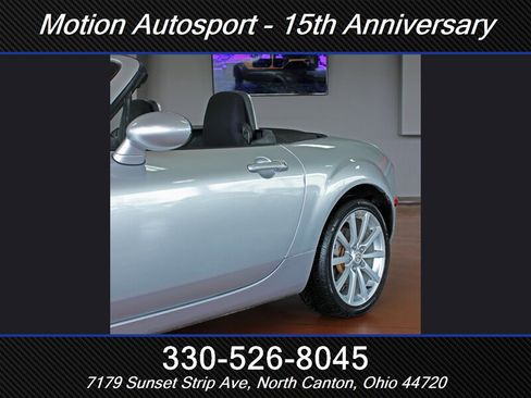Used 2006 MAZDA MX-5 Miata Sport RWD image 41