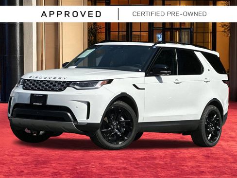 Certified 2025 Land Rover Discovery S image 1