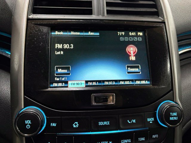 Used 2015 Chevrolet Malibu LT FWD image 28