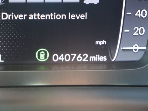 Used 2025 Honda Pilot Black Edition image 39