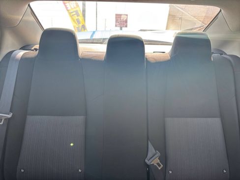 Used 2025 Nissan Sentra SV FWD image 36