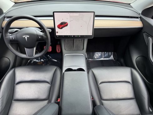 Used 2021 Tesla Model Y Long Range image 38