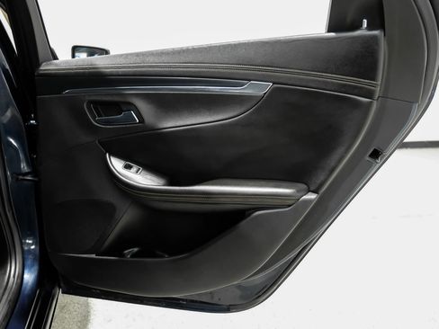 Used 2019 Chevrolet Impala Premier FWD image 47