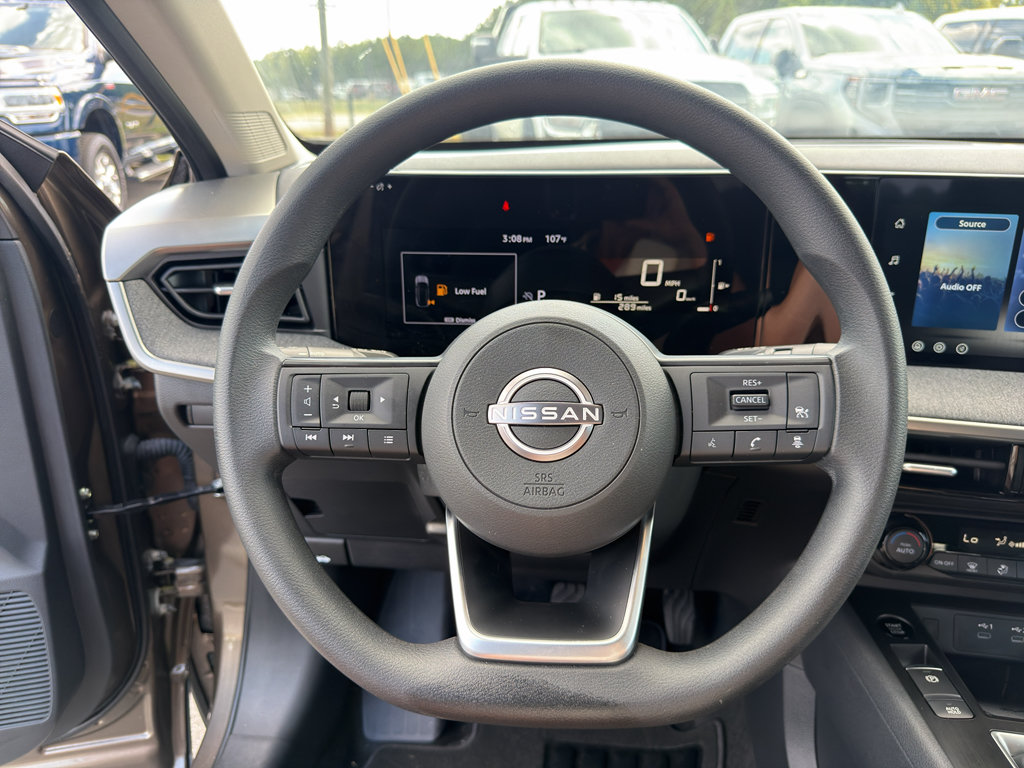 Used 2026 Nissan Kicks SV FWD image 12