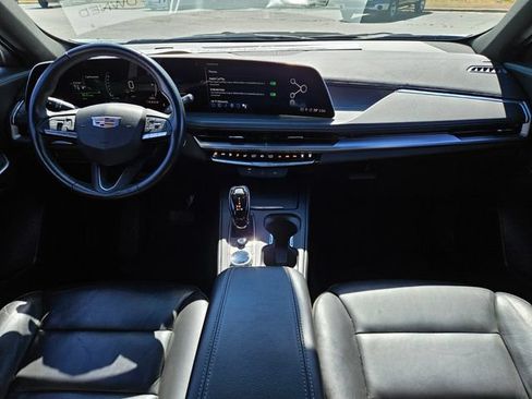 Certified 2024 Cadillac XT4 Premium Luxury FWD image 13