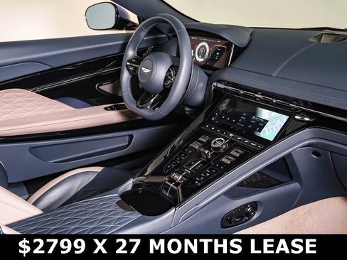 Used 2025 Aston Martin DB12 Volante image 17