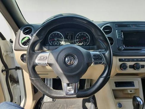 Used 2016 Volkswagen Tiguan R-Line FWD image 11