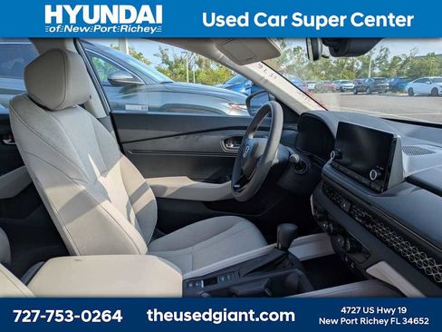 Used 2025 Honda Accord LX image 6
