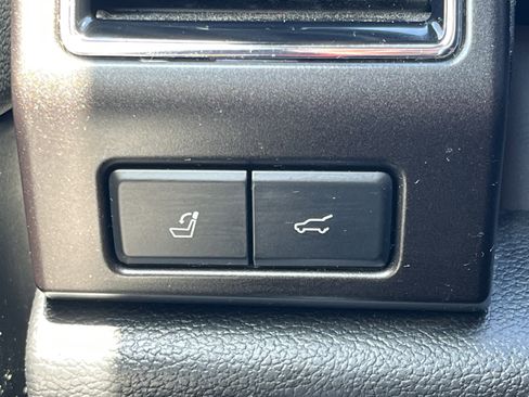 Used 2019 Ford Expedition Max Limited image 16