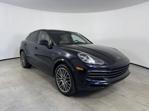 Certified 2023 Porsche Cayenne Platinum Edition AWD/4WD image 9