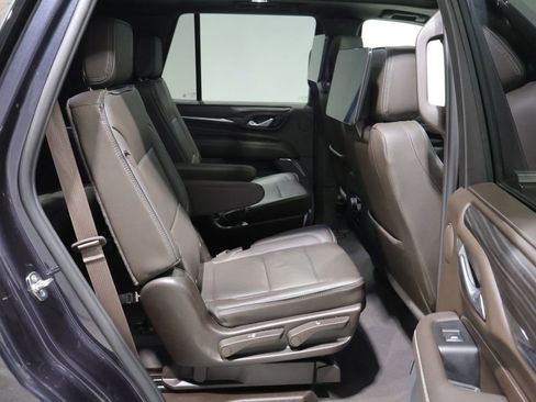 Used 2024 GMC Yukon Denali w/ Denali Reserve Package AWD/4WD image 25