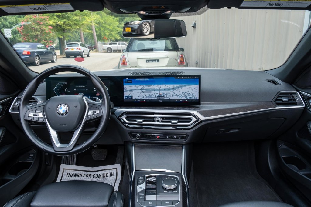 Used 2024 BMW 430i Convertible RWD image 18
