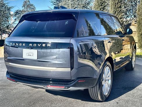 New 2026 Land Rover Range Rover SE image 5