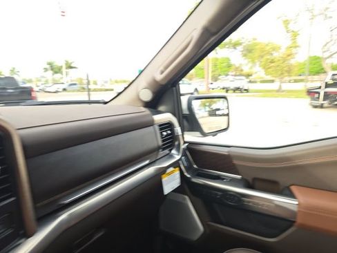 Used 2025 Ford F150 King Ranch w/ FX4 Off-Road Package image 16
