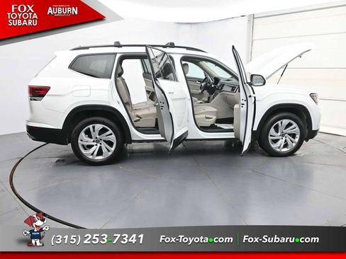 Used 2021 Volkswagen Atlas SE w/ Panoramic Sunroof Package AWD/4WD image 40