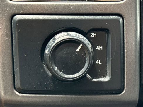 Used 2020 Ford F150 XLT w/ Equipment Group 302A Luxury image 22