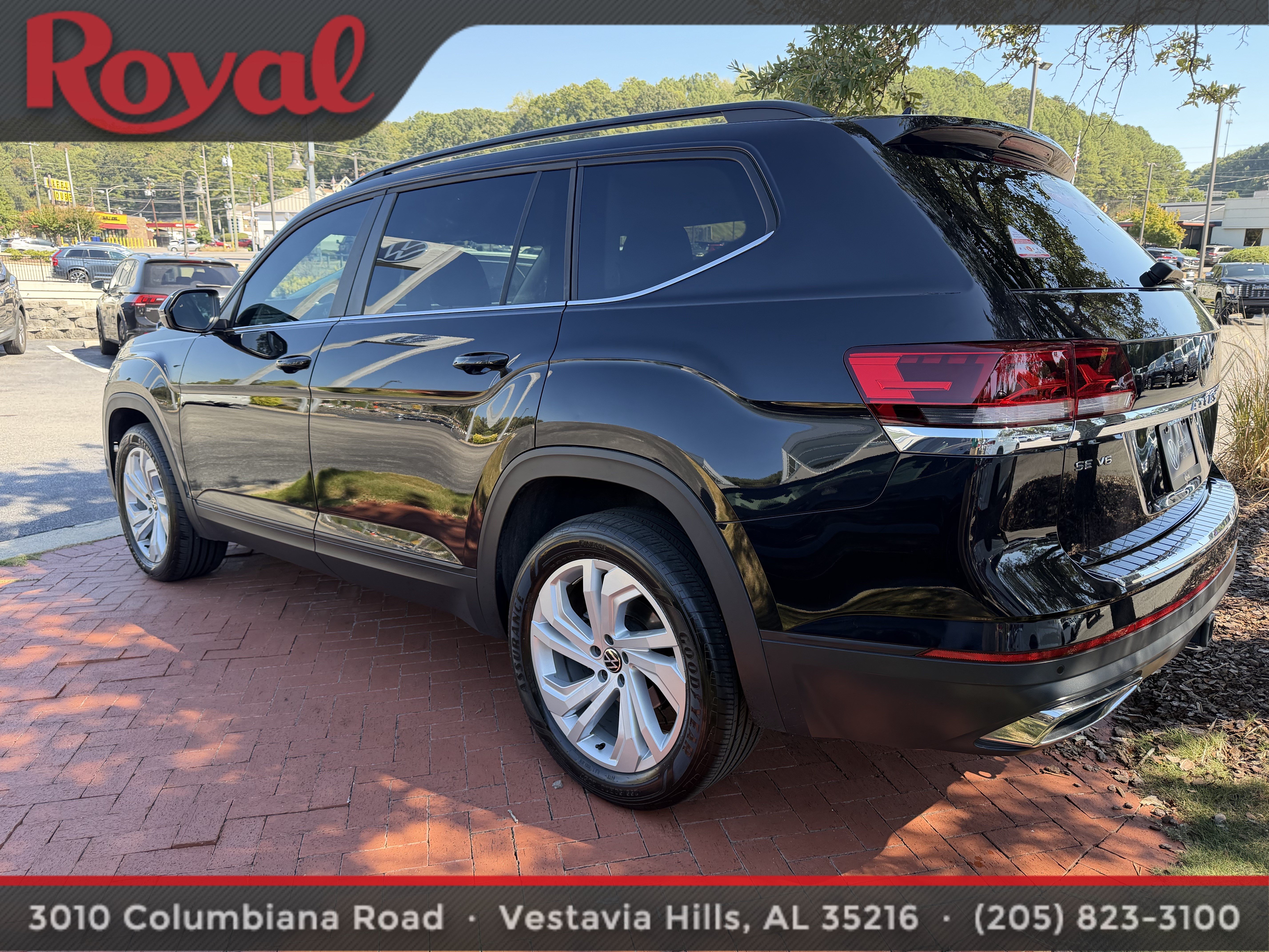 Certified 2023 Volkswagen Atlas SE FWD image 2