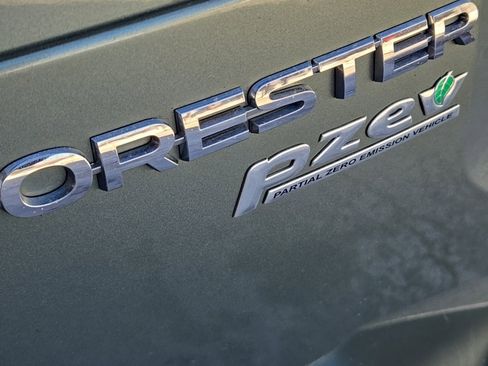 Used 2017 Subaru Forester 2.5i Premium w/ All-Weather Package image 9