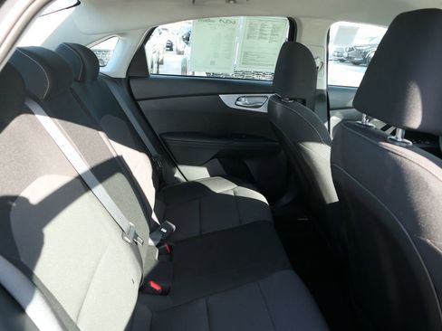 Used 2024 Kia Forte LXS w/ LXS Technology Package image 24