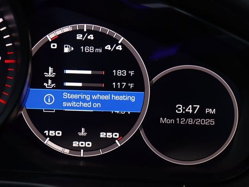 Used 2018 Porsche Panamera 4 image 20