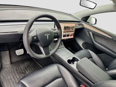 Used 2023 Tesla Model Y Performance AWD/4WD image 7