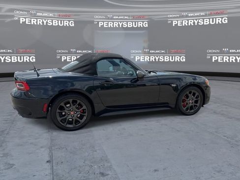 Used 2017 FIAT 124 Spider Abarth RWD image 8