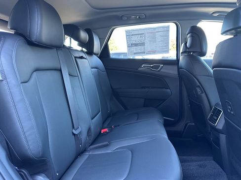 New 2026 Kia Sportage EX w/ EX Panorama Roof Package image 16