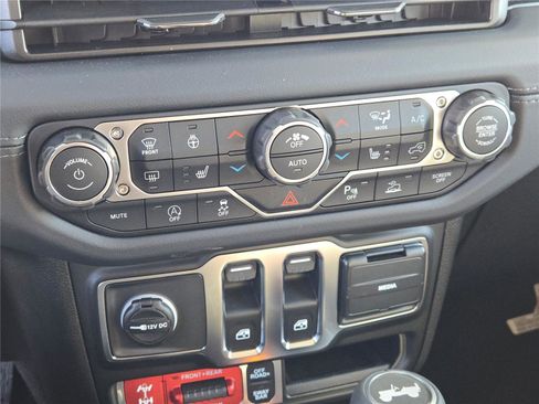 New 2026 Jeep Wrangler Rubicon image 25