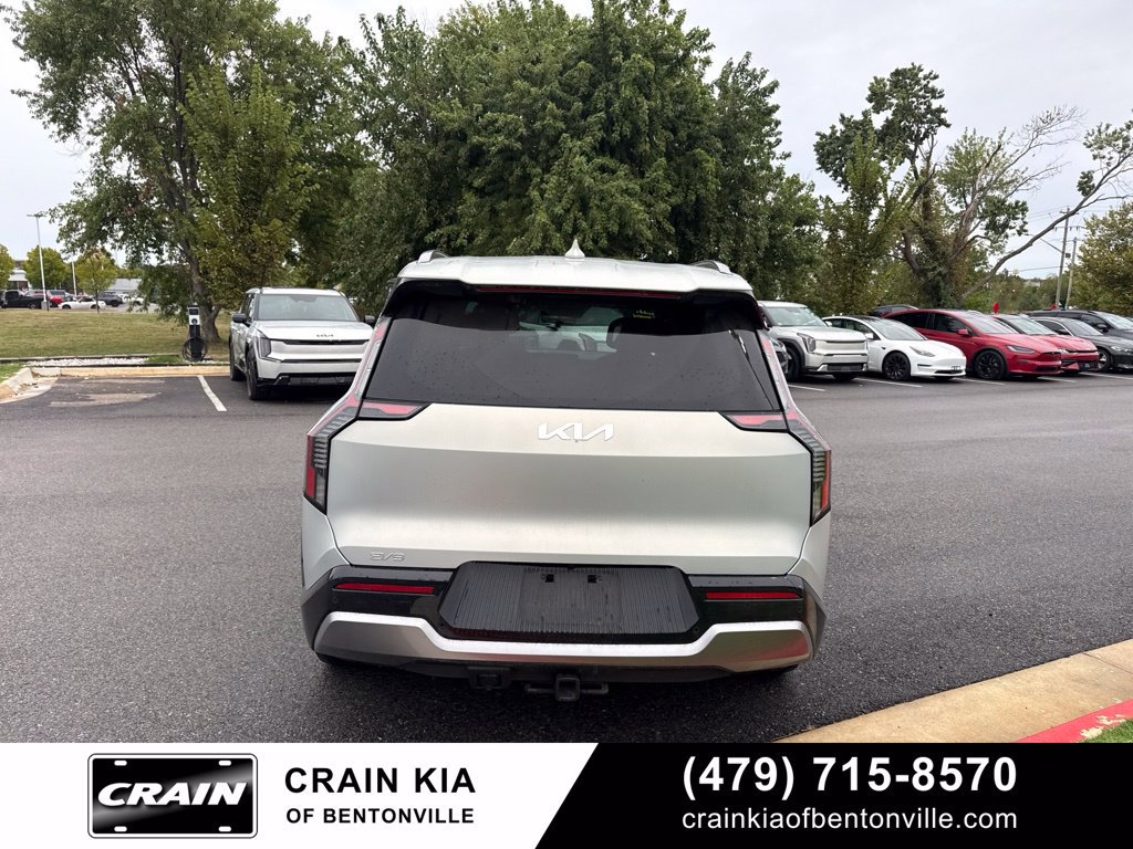 Certified 2024 Kia EV9 Land AWD/4WD image 7