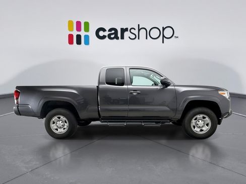 Used 2022 Toyota Tacoma SR w/ SR Convenience Package AWD/4WD image 6