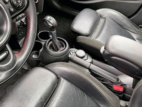 Used 2019 MINI Cooper S image 15