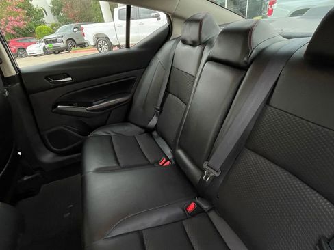 Used 2024 Nissan Altima 2.5 SR FWD image 24