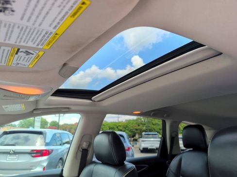Used 2020 INFINITI QX60 Luxe w/ Essential Package FWD image 27