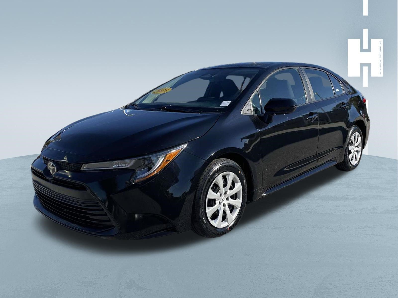 Used 2023 Toyota Corolla LE FWD image 3