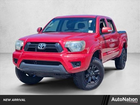 Used 2015 Toyota Tacoma PreRunner w/ Convenience Package image 1