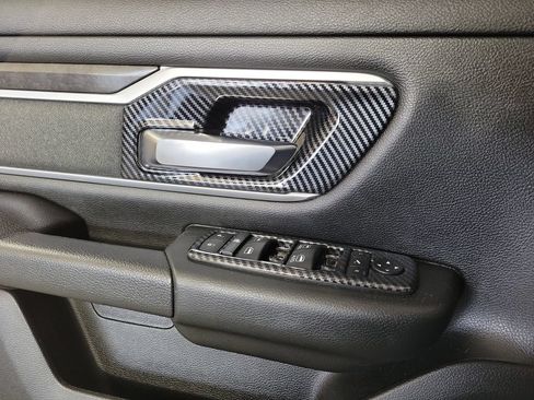 Used 2021 RAM 1500 Big Horn RWD image 18