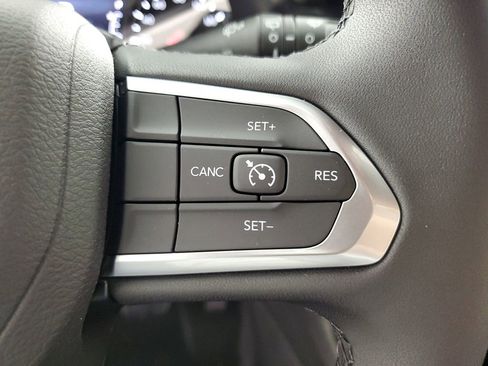 New 2026 Jeep Compass Latitude image 23