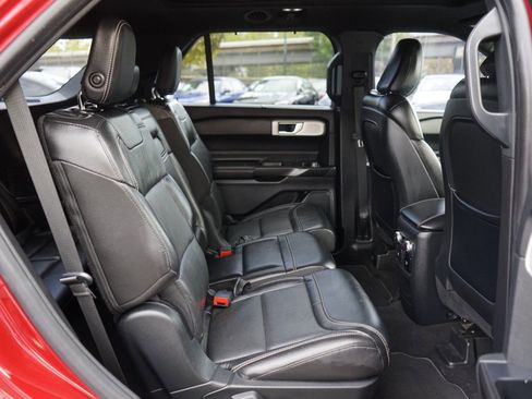 Used 2020 Ford Explorer ST w/ ST Street Pack image 20