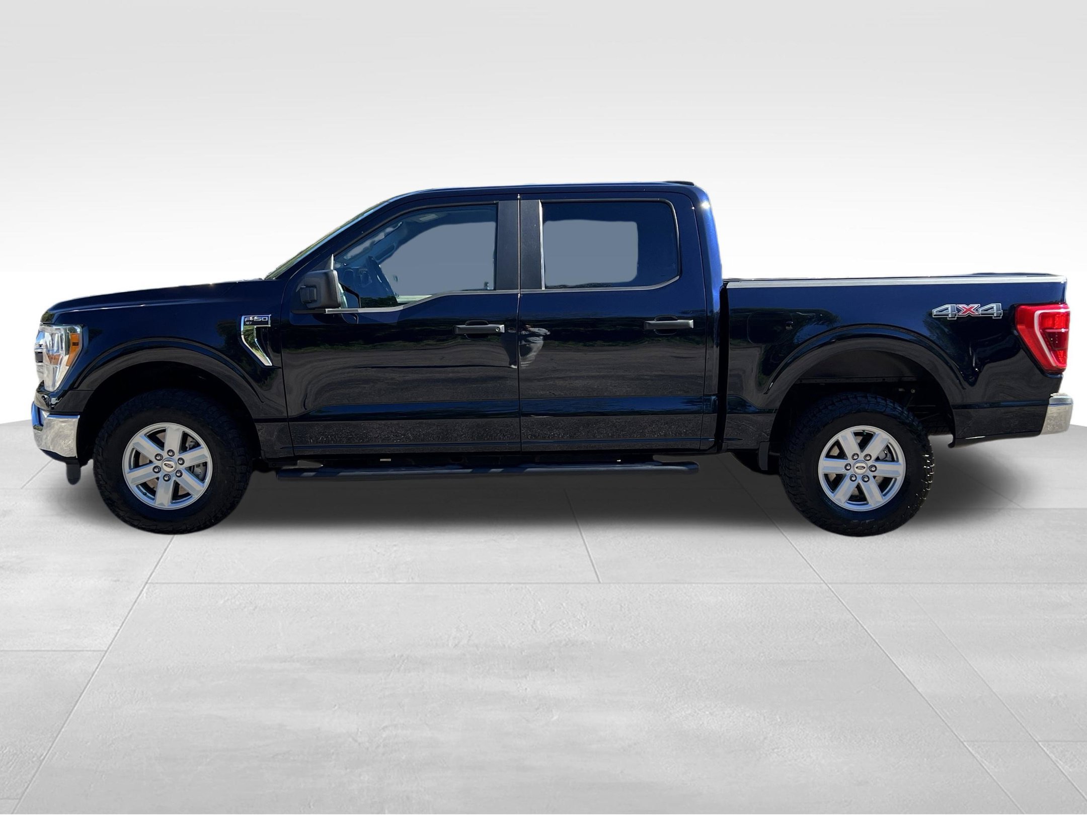Used 2021 Ford F150 XLT AWD/4WD image 10