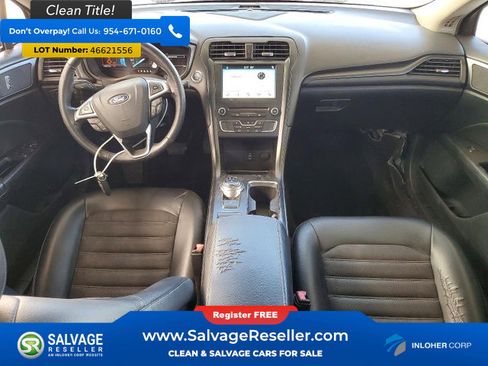 Used 2018 Ford Fusion SE w/ Equipment Group 201A image 11