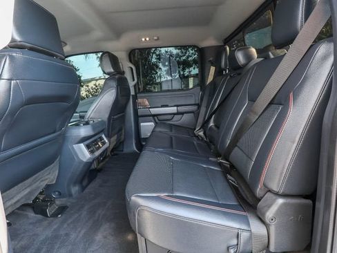 Used 2024 Ford F250 Lariat AWD/4WD image 28