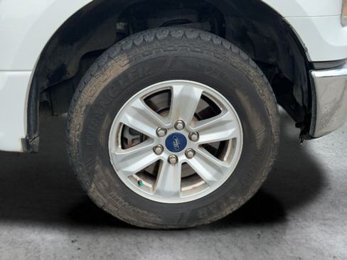 Used 2015 Ford F150 XLT w/ Equipment Group 301A Mid RWD image 24