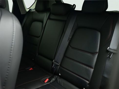 New 2025 MAZDA CX-5 Carbon Edition image 9